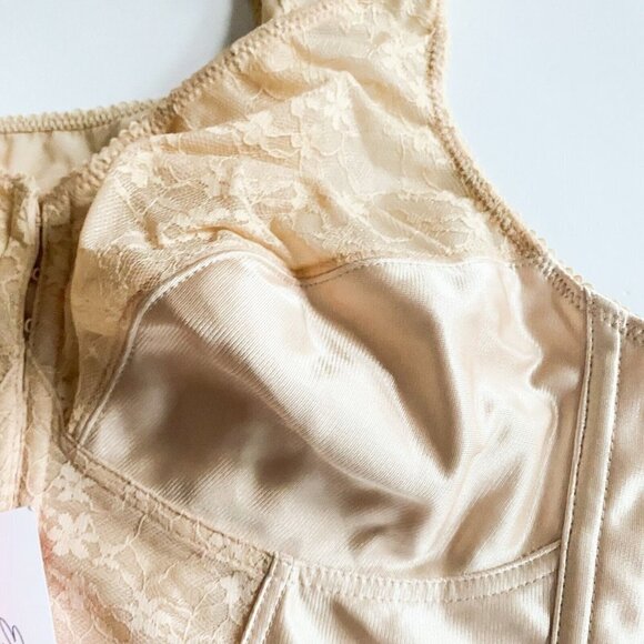 Exquisite form Front Closure Longline Posture Bra 40C - Picture 5 of 7